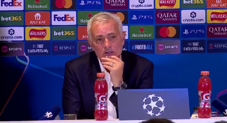 穆帅：蓝军是我生命的一部分，我执教成就太大以至于被认为有魔法